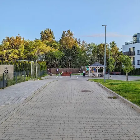 Przestronny Z Balkonem I Parkingiem Blisko Morza By Renters Ястшембя-Гура