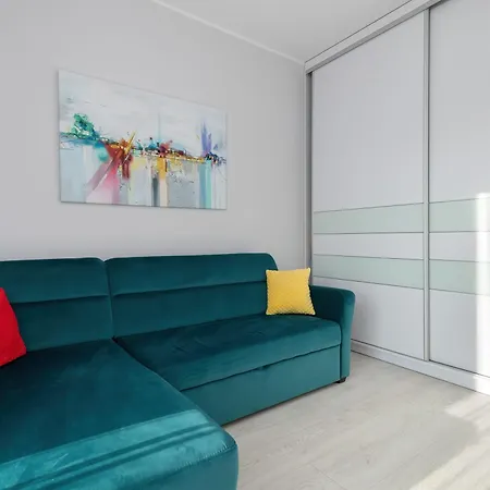 Przestronny Z Balkonem I Parkingiem Blisko Morza By Renters