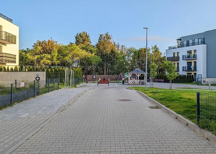 Przestronny Z Balkonem I Parkingiem Blisko Morza By Renters Jastrzębia Góra