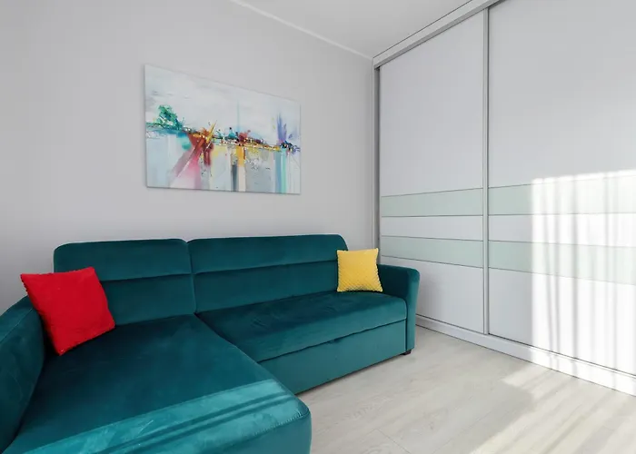 Przestronny Z Balkonem I Parkingiem Blisko Morza By Renters