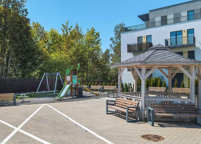 Apartmán Przestronny Z Balkonem I Parkingiem Blisko Morza By Renters *